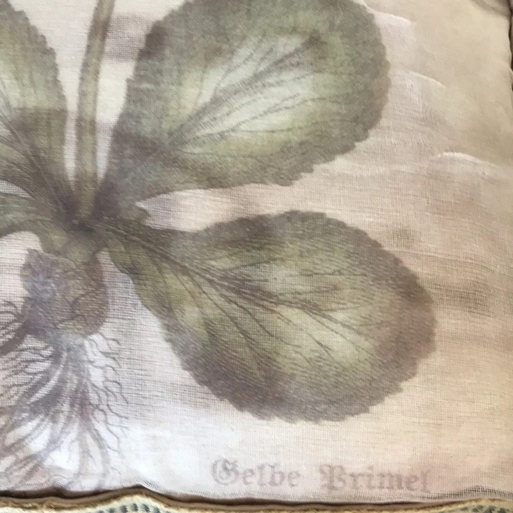 NWOT French Naturalist Botanical Box Pillow